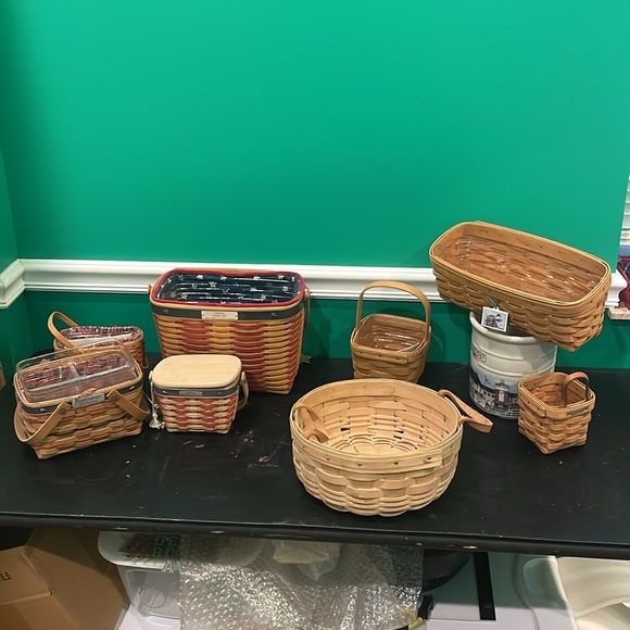 Longaberger Basket Bundle 8 baskets and 1 piece of pottery - Picture 5 of 5